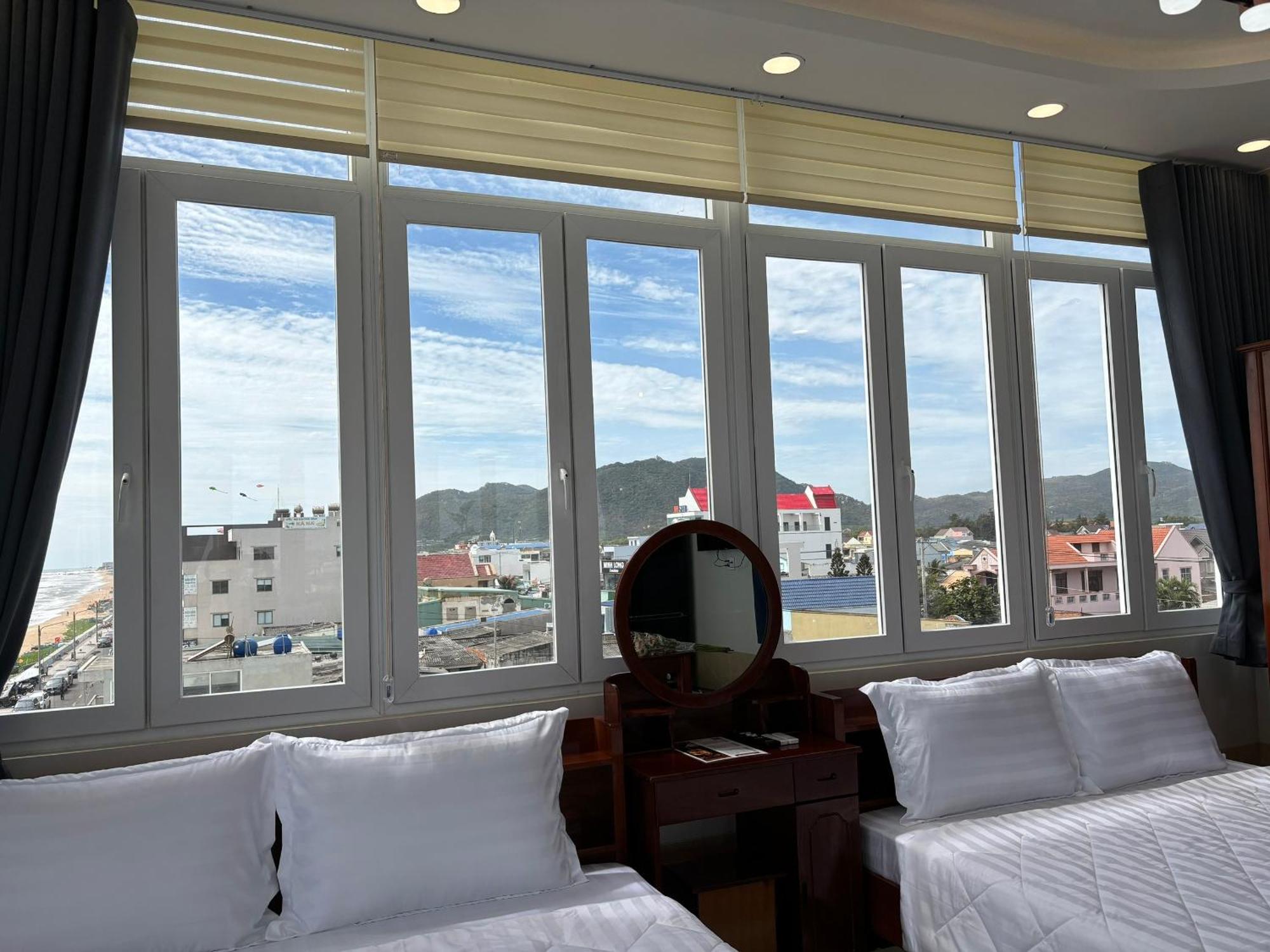 Khach San A68 Hotel Long My Ngoại thất bức ảnh